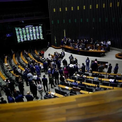 Câmara aprova PL da Dosimetria, projeto que beneficia Bolsonaro