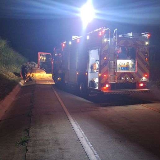 Veículo capota na BR-163 e deixa dois feridos em Guarujá do Sul