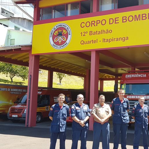 Comandante geral dos Bombeiros de SC visita a região