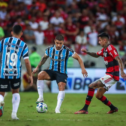 Grêmio perde para o Flamengo no Maracanã e deixa o G-4 do Brasileirão