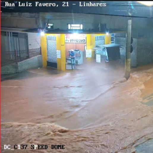 Temporal deixa ao menos 14 mortos em Juiz de Fora, no interior de MG