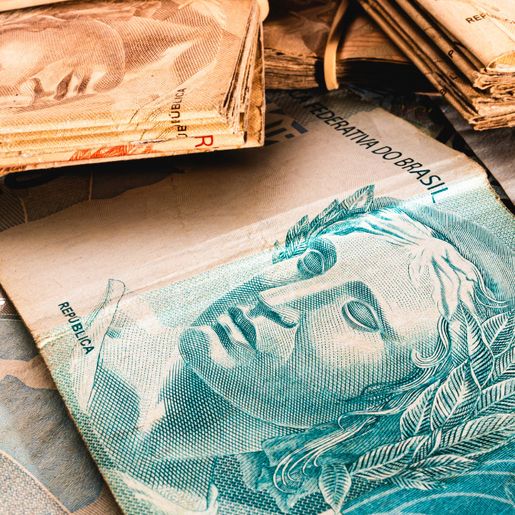 Valor médio das dívidas diminui em SC, mas número de endividados aumenta