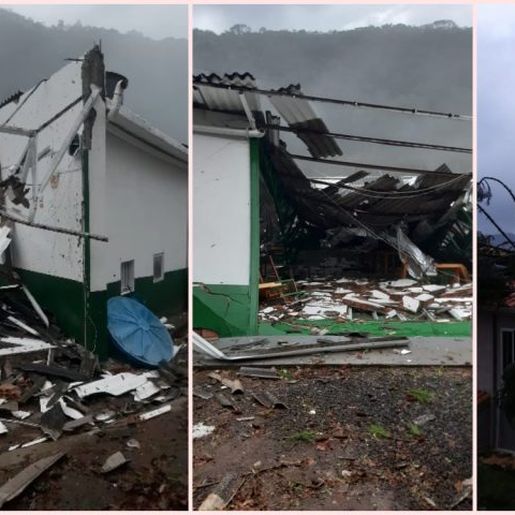 Fúria do vento derruba barracão e árvores em Herval d’Oeste; há indícios de tornado
