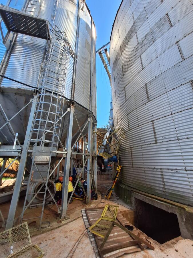 Acidente em silo de grãos deixa um trabalhador morto em Guarujá do Sul