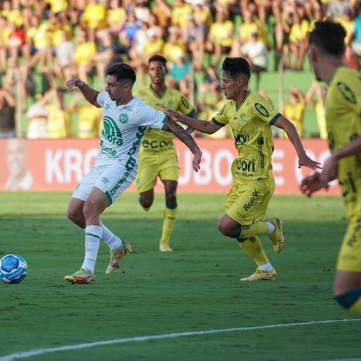 Chapecoense perde para o Mirassol na estreia da Série B