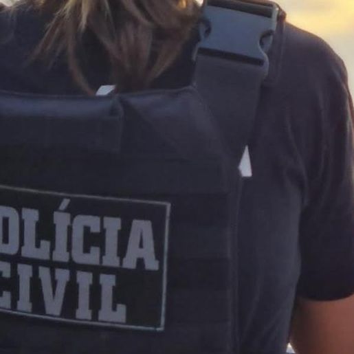 Policial civil é atacada durante transporte de detentos em SC