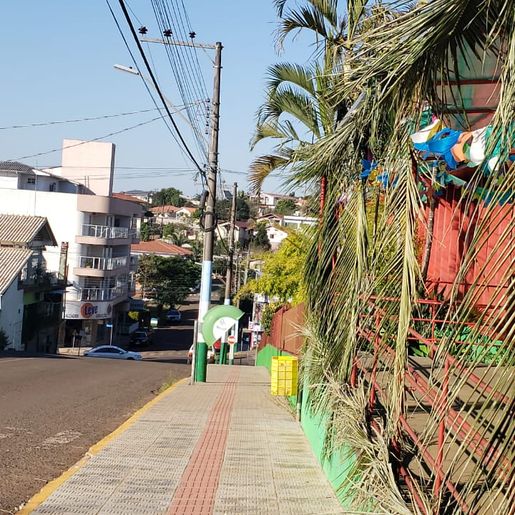Escola Padre Vendelino Seidel de Iporã do Oeste promove quitanda de produtos juninos