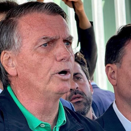 PGR se manifesta contra polícia dentro da casa de Bolsonaro