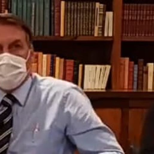 Bolsonaro diz em rede social que seu exame de coronavírus deu negativo
