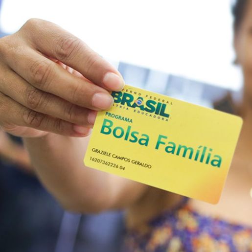 Bolsa Família começa a pagar extra de R$ 50 para gestantes e adolescentes