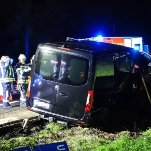 Motorista que transportava 4 caixões sofre ataque cardíaco, morre e se torna 5º cadáver