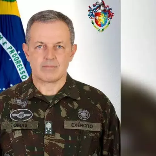 General recebe R$ 770 mil após assumir comando do Exército