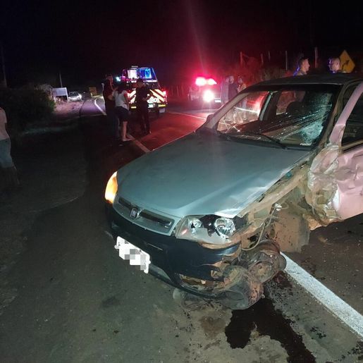 Acidente na SC-157 deixa três pessoas feridas