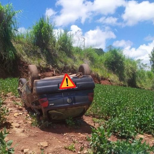 Motorista morre em capotamento no interior de São Lourenço do Oeste