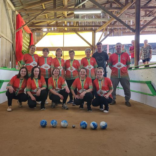 Itapiranga conquista dois títulos nos JASC em Tunápolis