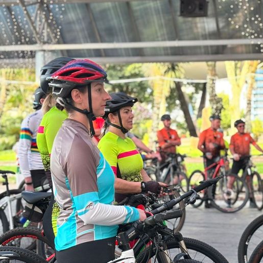 Evento reúne 160 ciclistas e marca o início do Circuito Caminhos da Fronteira