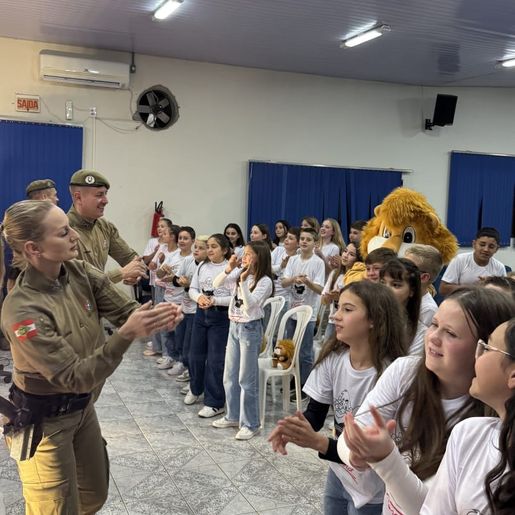 Proerd forma 40 alunos em Princesa e destaca importância da prevenção nas escolas