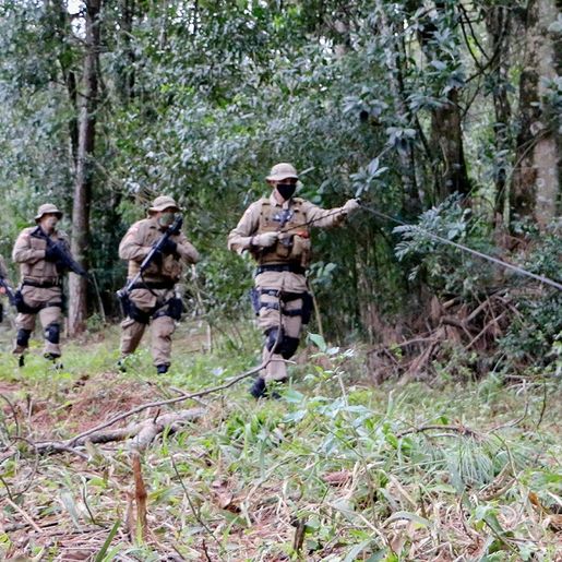 Casal é feito refém e tem R$ 6 mil roubados em Maravilha