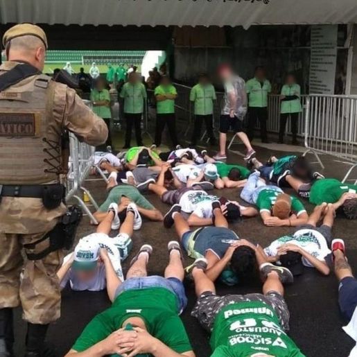 Quinze são detidos após apedrejamento de ônibus com torcedores do Criciúma em Chapecó