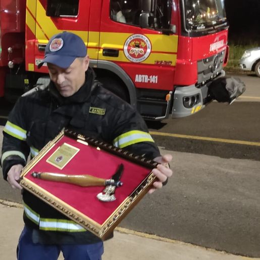 Bombeiro Militar se despede do quartel de São José do Cedro após 30 anos de serviço