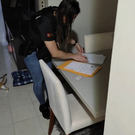 Operação contra lavagem de dinheiro mira em advogado e familiares de detentos em SC