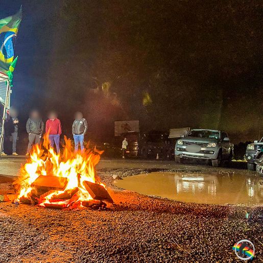 Alexandre de Moraes proíbe bloqueios de trânsito em todo o país