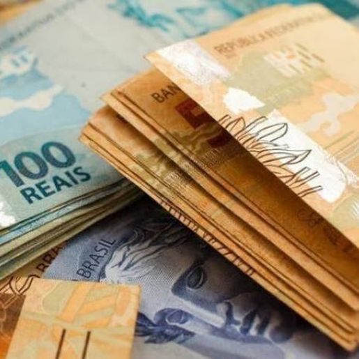 Servidores estaduais de SC não terão antecipação do 13º salário neste ano