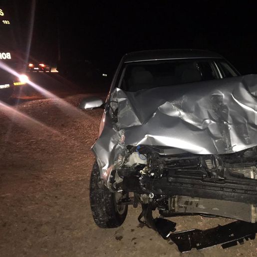 Colisão lateral deixa cinco pessoas feridas na BR-163