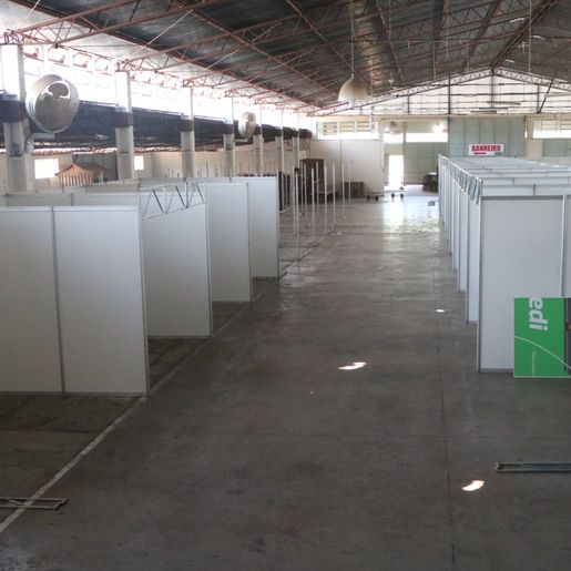 Iniciada a montagem das estruturas para a 2ª FecoCedro