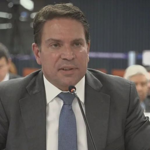 Polícia Federal apura se Ramagem saiu do Brasil de forma clandestina após ser condenado