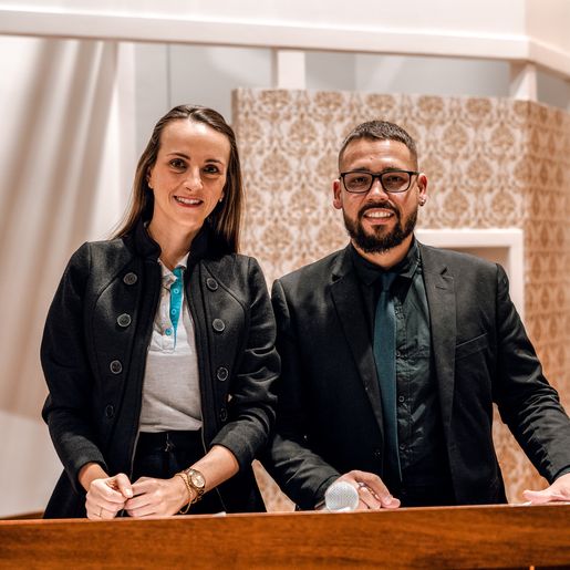 Debate Universitário da JCI e Unoesc reúne mais de 200 pessoas; ouça