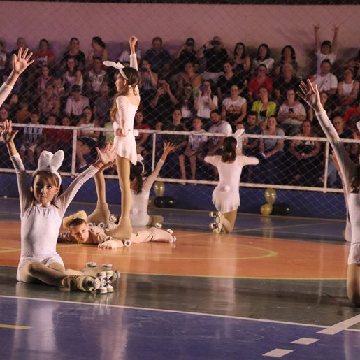 Primeiro Encontro Sobre Rodas reúne multidão no Padilhão