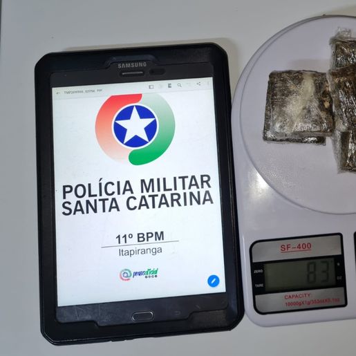 Polícia encontra drogas com jovens em Itapiranga