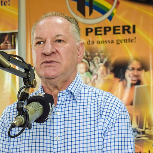 Prefeito fala de recursos e afirma seguir estado na liberação das máscaras