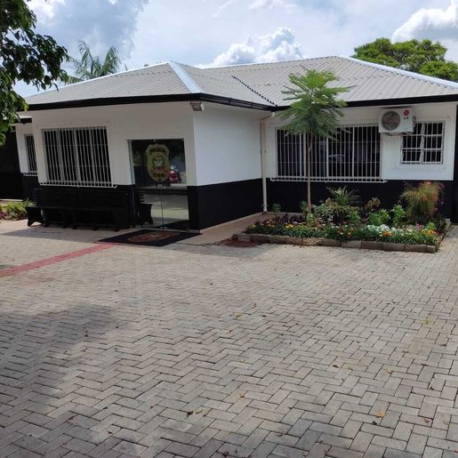 VÍDEO: Polícia prende jovem por suspeita de tráfico de drogas em Guarujá do Sul