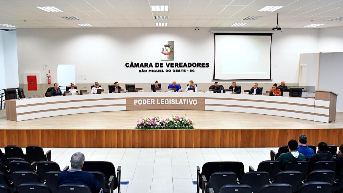 Câmara aprova comissão para acompanhar regularização fundiária em São Miguel do Oeste