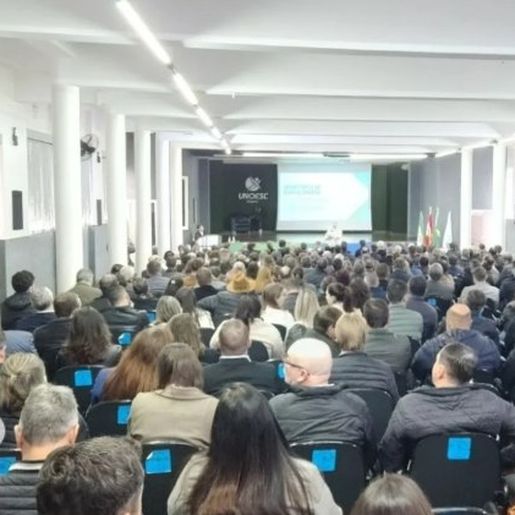 Lideranças de Princesa participam de encontro do Governo do Estado em Chapecó