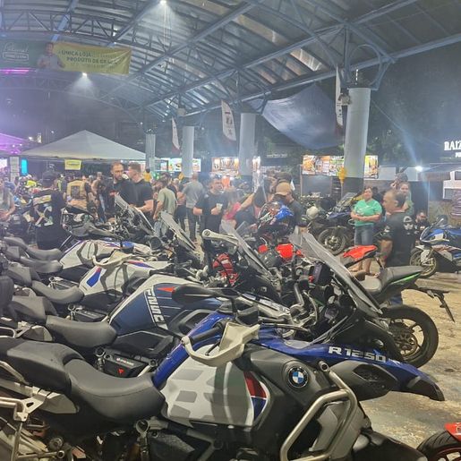 Motocão é aberto oficialmente na praça central de São Miguel do Oeste