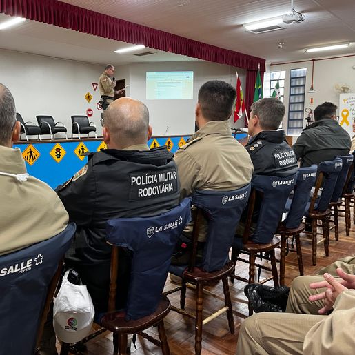 Fórum sobre trânsito discute mobilidade segura de pedestres e ciclistas
