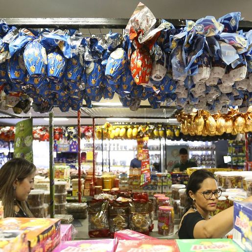 Movimentação nos supermercados é intensa para a Páscoa
