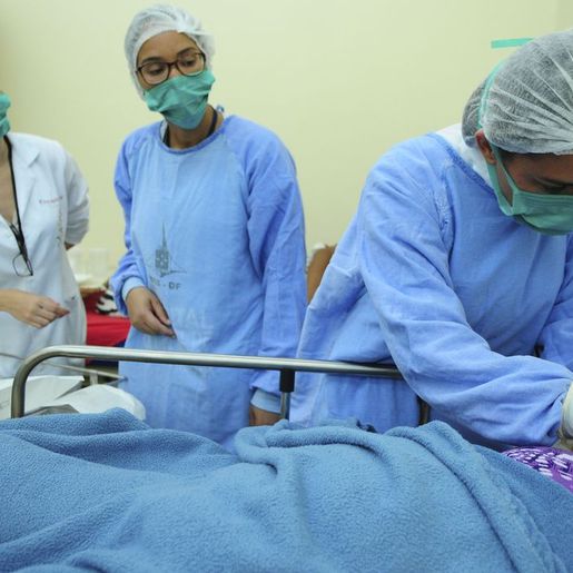 Pagamento do piso nacional da enfermagem é liberado por ministro do STF