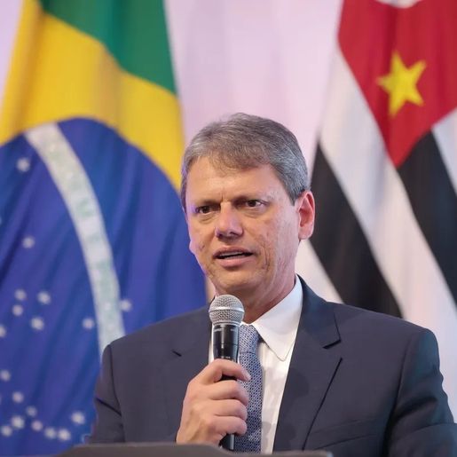 Tarcísio se reúne com encarregado dos EUA e pede revisão de tarifaço