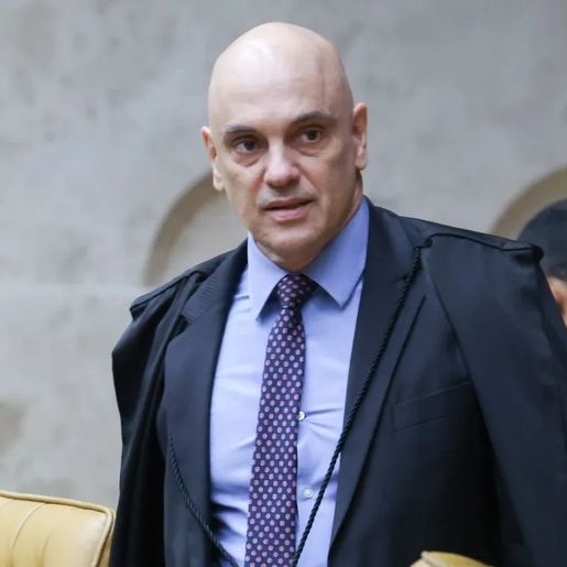 Oposição apresenta novo pedido de impeachment contra Moraes