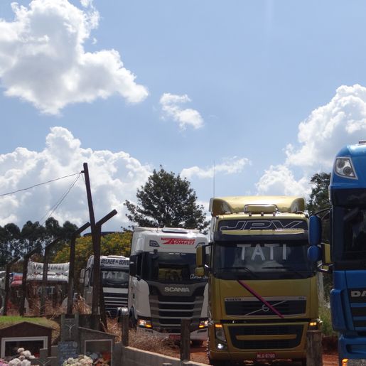 VÍDEO: Caminhoneira de Iporã do Oeste é homenageada por familiares e amigos