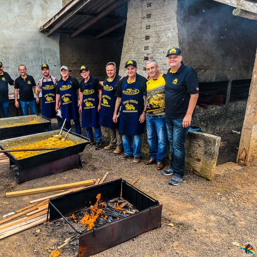 Mais de 500 pessoas participam do Risoto no Tacho da APAE