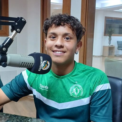 Jean Lucas, de São Miguel do Oeste, vira artilheiro da Chape aos 15 anos