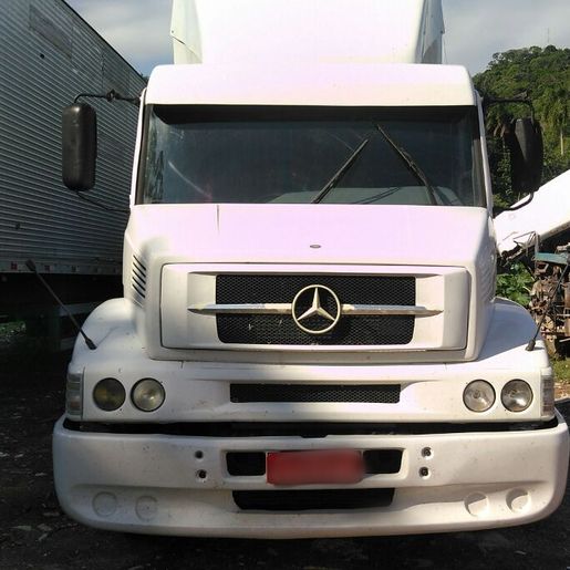 Quadrilha rouba caminhões de transportadora em Joinville