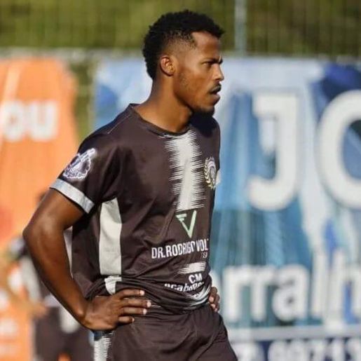 Jogador de futebol morre de infarto durante partida em SC: “Pessoa maravilhosa”