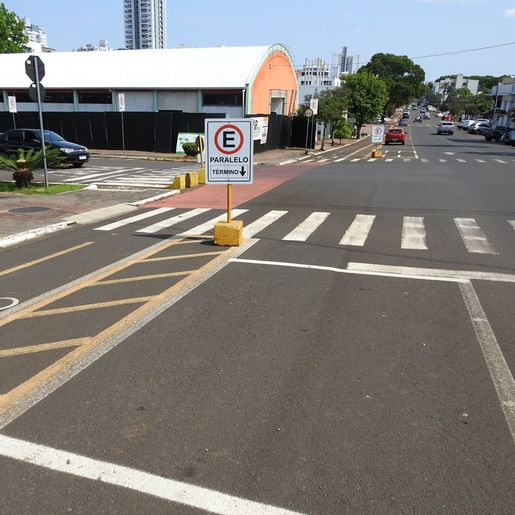 Demutran implanta vagas de estacionamento para gestantes na área central