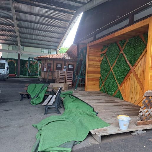 Inicia montagem de estruturas para expositores da Efrait